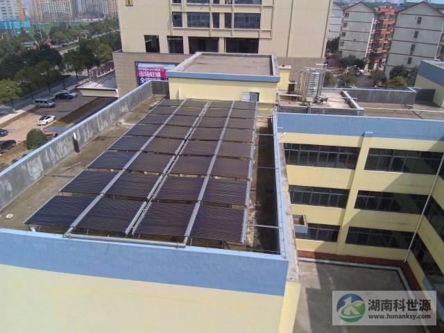 長沙壹里星街項(xiàng)目配套幼兒園太陽能熱水系統(tǒng)
