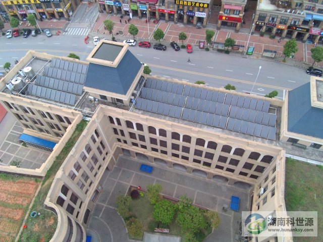 學(xué)校太陽能熱水系統(tǒng)