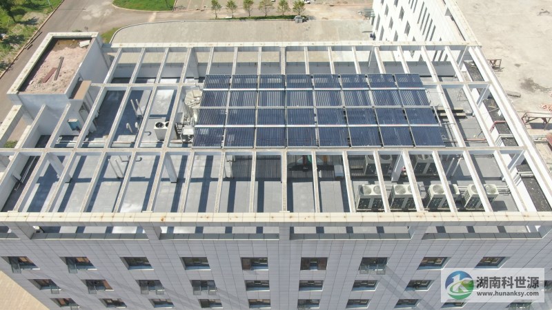 屋頂太陽能熱水系統(tǒng)