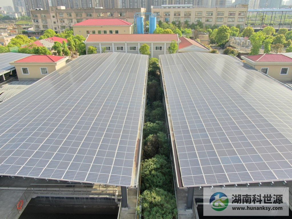 湖南科世源,湖南太陽能,長(zhǎng)沙太陽能,太陽能熱水工程,湖南太陽能光伏發(fā)電,熱水工程,空氣源熱水系統(tǒng),長(zhǎng)沙中央空調(diào)